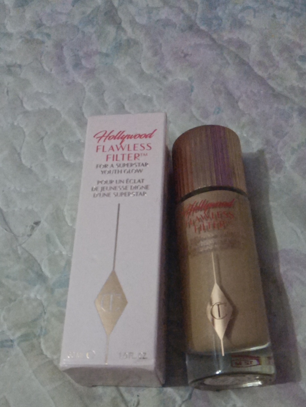 Charlotte Tilbury Hollywood Flawless Filter - Beige Gold Radiance